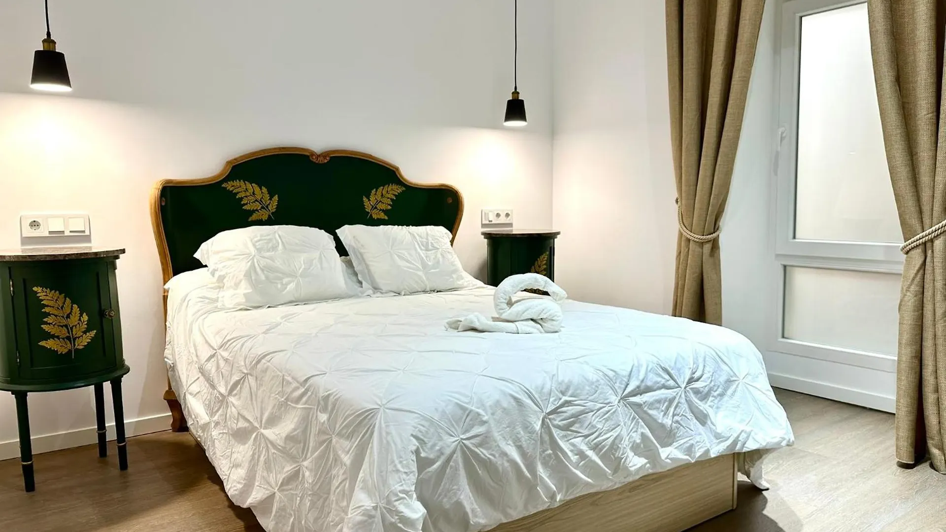 Apartamento Nebro Luna contacts